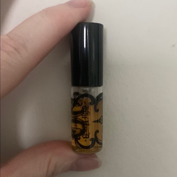 Kat Von D Discontinued SINNER perfume 4.5 ml/.15 fl oz - Picture 1 of 2